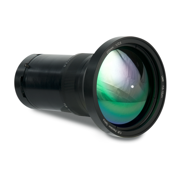 200 mm, 7.5-12 µm, f/2.5 LWIR FPO Manual Bayonet Lens